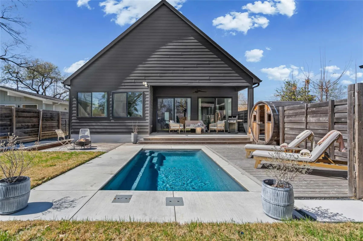 5907 Nancy Drive #1