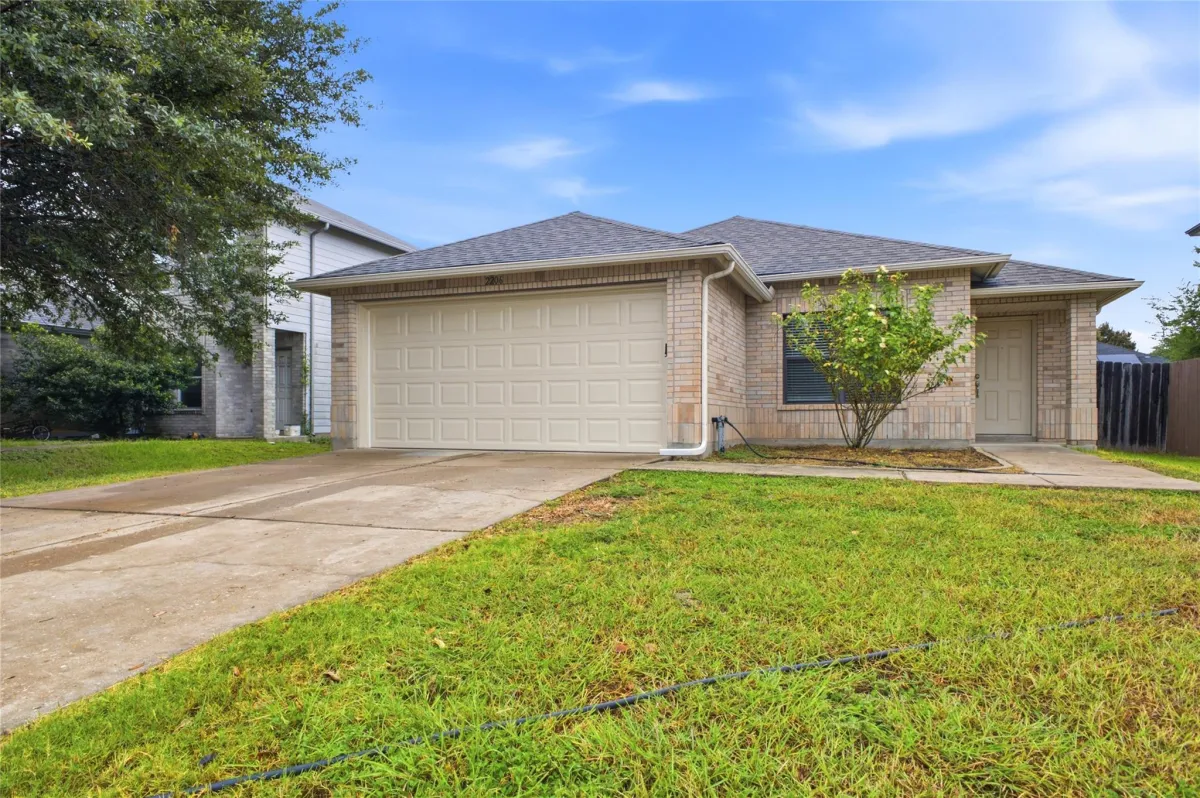 2206 Bluebonnet Drive